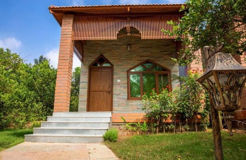 Chevella Apartment | Brown Town Resort & Spa - Lemon