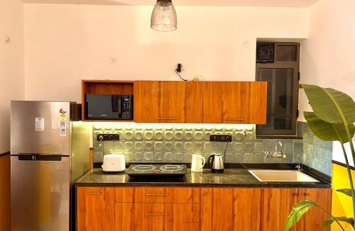 Sainagar Apartment | Candolim's Exclusive 1BHK - Curated Couple Stay with Private Jacuzzi Near Beach