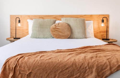 Launceston CBD Hotel | Change Overnight