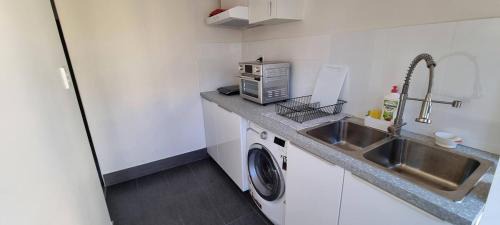 Riverton Apartment | check in 11am check out 2pm in Riverton