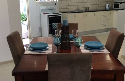 Ashmore Apartment | Clean, Comfortable, Convenient & Central