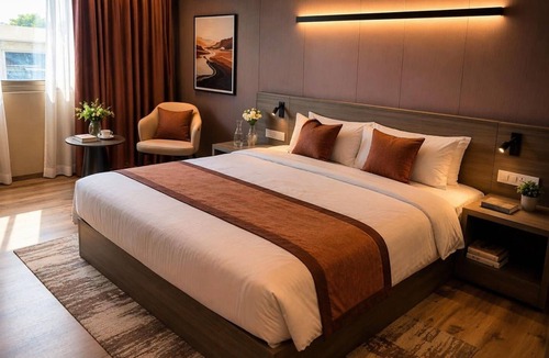Khalumbre Hotel | Click Hotels Lite Chakan