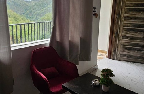 Lansdowne Hotel | Cloud Forest