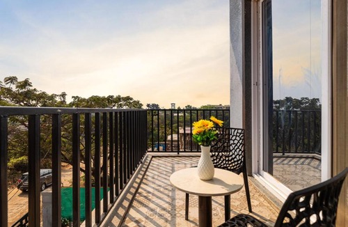 Parshwapuram Hotel | Coastal Cliff
