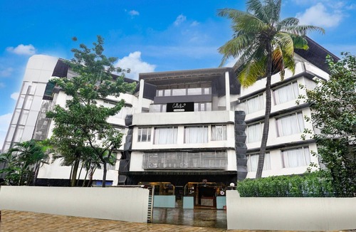 Nilje Gaon House | Collection O Lodha Experia Mall