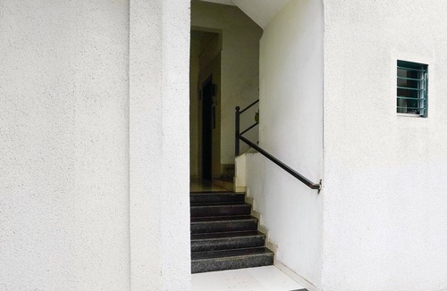 Thane West House | Collection O Viviana Mall Thane West