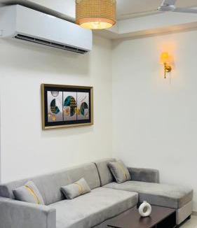 Gandhinagar Apartment | Cozy 2 BHK Apartment In Gift City Like Home
