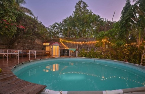Lonavala Cottage | Cozy 4-bedroom cottage in lovely Lonavala with AC and fitness room