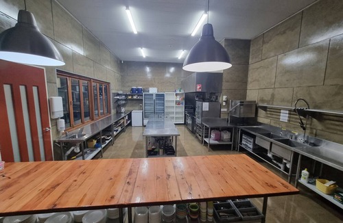 Wallaroo Cabin | cu@wallaroo - cu1 Group Accommodation