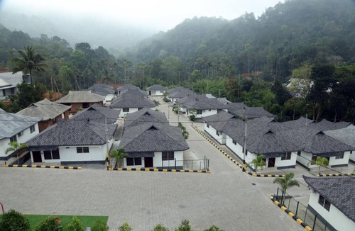 Kunnathidavaka House | "Dandelion" of Oisca Furusato Village