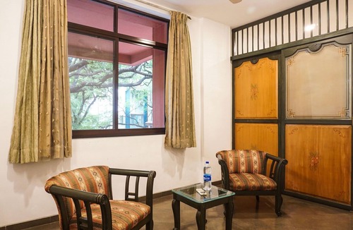 Erandwane House | Deluxe Townhouse Prabhat Road