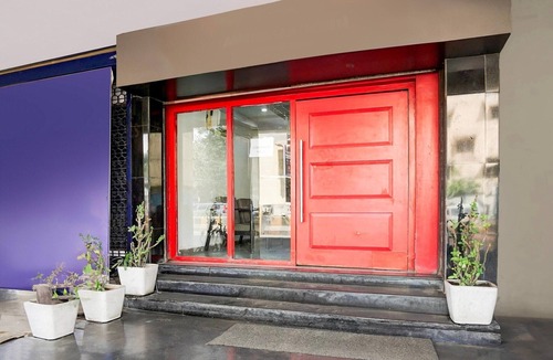 Nagpur House | DeluxeTownhouse Nagpur Railway Station