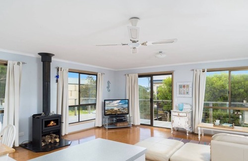 Smiths Beach House | DESIGNED FOR THE BEACH LIFE