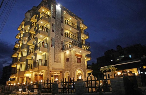 Pokhara Hotel | Durbar Suite