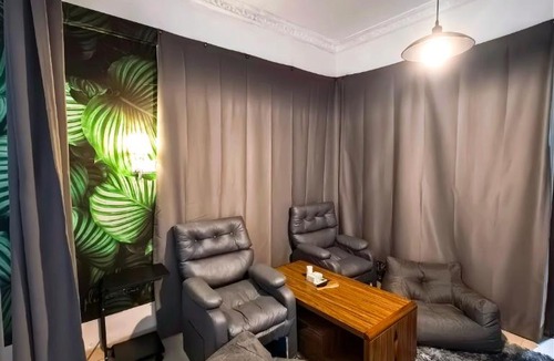 Haicheng District Apartment | Ek民宿