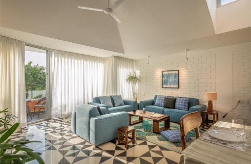 Nerul Apartment | El Arbol by The Blue Kite with Rooftop Pool, Kitchen, Wifi, Security,10 Mins to Candolim Beach & 5 mins to Casino