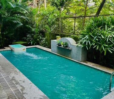 Reis Magos Apartment | El Reino by The Blue Kite - 2 & 3BHK Apartments, 5 Mins to Casino & 10 Mins to Candolim, with Pool & Kitchen, Wifi, Security