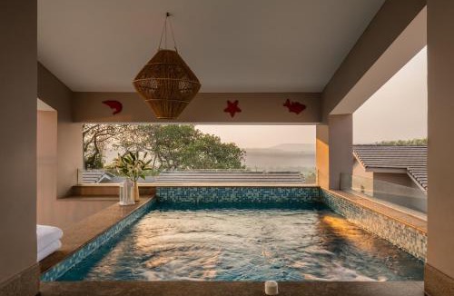 Reis Magos Apartment | El Reino by The Blue Kite - 2 & 3BHK Apartments, 5 Mins to Casino & 10 Mins to Candolim, with Pool & Kitchen, Wifi, Security