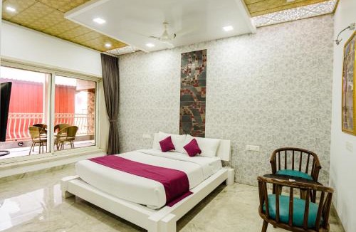 Kune N.m. House | ELIVAAS Signature Moonstone Meadows Suite By Alaya Stays With Shared Pool, Garden, Gazebo, & Jacuzzi