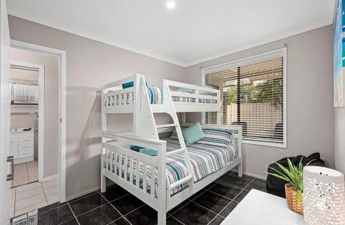 Emerald Beach Apartment | Emerald Hub 2