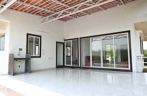 Wai House | Entire AramZone Villa with Stunning Glass Room