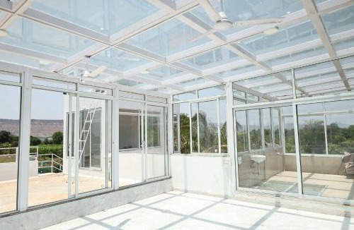 Wai Villa | Entire AramZone Villa with Stunning Glass Room