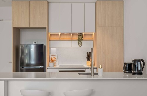 Moonee Ponds Apartment | Executive Designer Dreaming Home with All you need