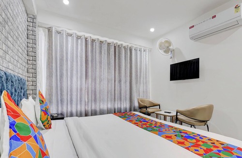 Sector 18 Hotel | Fabhotel 18