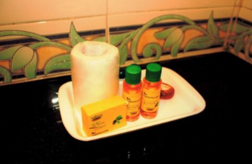 Pimpri - Chinchwad Hotel | Fabhotel Himalay Guest House Saanvi Residency