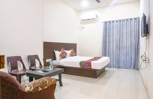 Nashik Hotel | FabHotel Om Sai I