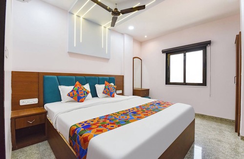Pithampur Hotel | FabHotel Shaurya Palace, Pithampur