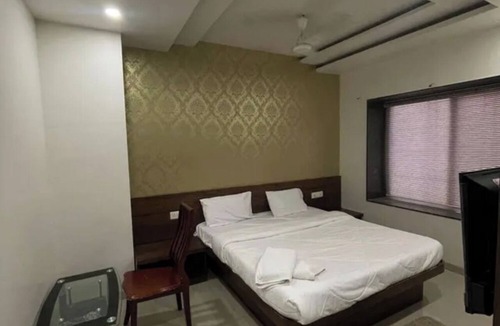 Nashik Hotel | Fabhotel Shivalik Prime Stay