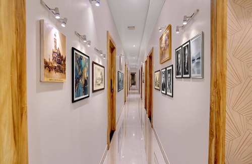 Girgaon Hotel | FabHotel Suncity I