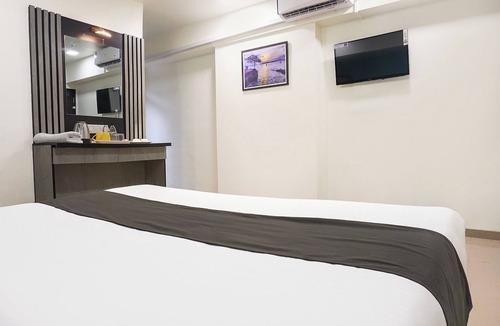 Pune Hotel | Fabhotel Vardhan Plaza