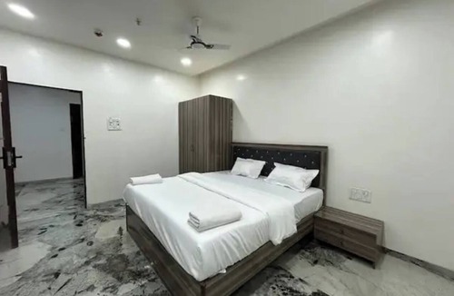 Amarnath Hotel | Fabhotel Yash Residency Ii