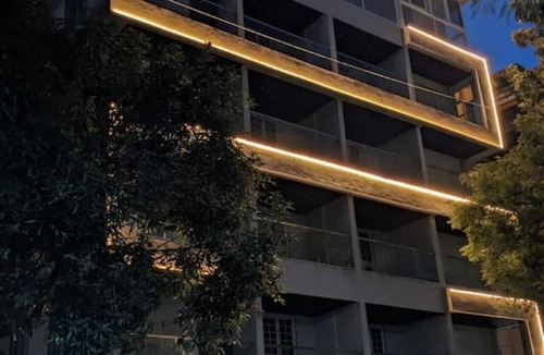 Pimpri - Chinchwad Condo | Finch Hideaway: 2BHK AC Flat in Pimple Nilakh