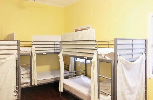 Spring Hill Hostel | Five 2 Home Backpacker
