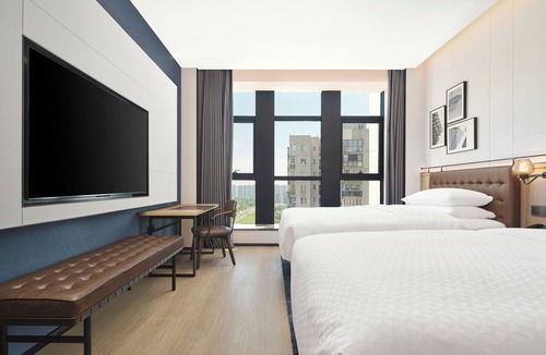 Chongqing Hotel | Four Points by Sheraton Chongqing Liangjiang New Area Jinkai Avenue