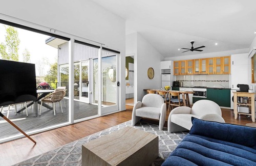 Daylesford House | Gables Bend + Studio | Daylesford Pool + Spa for 8