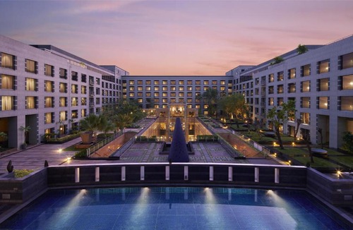 Santacruz Hotel | Grand Hyatt Mumbai Hotel and Residences