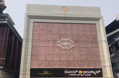 Hampankatta Hotel | Grand Plaza Hotel