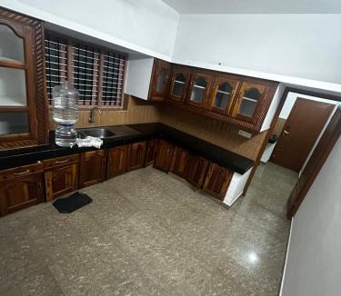 Chirayinkil House | Hideout stays