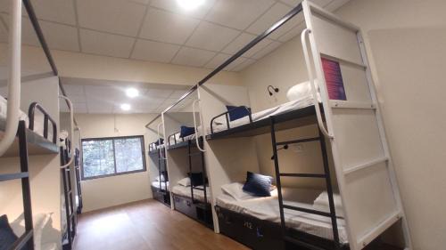Pune Hostel | Hostells - Backpacker Hostel near Pune Station