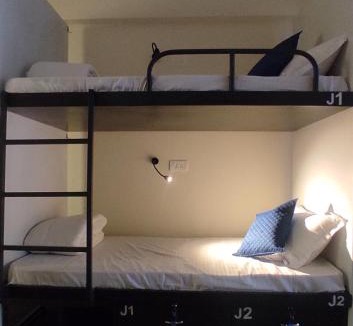 Pune Hostel | Hostells - Backpacker Hostel near Pune Station