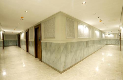 Kalina Hotel | HOTEL BREEZE BAY EX - NEAR US Consulate, BKC