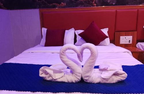 Virar Cabin | Hotel Chirag Next