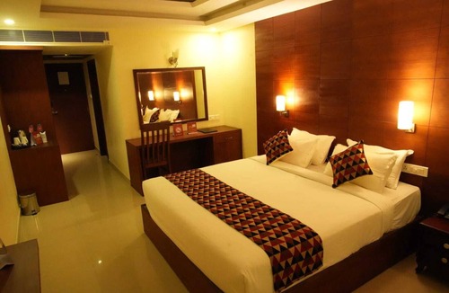 Kanjiramattom Hotel | Hotel Eden Garden