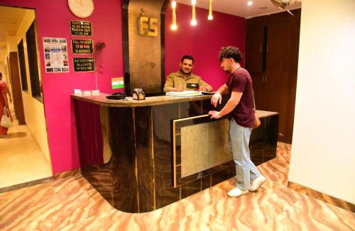 Kurla West Hotel | Hotel Embassy Suites