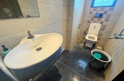 Mira Road East Hotel | Hotel Golden Palace - Mira Bhayander