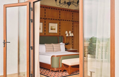 Daund Hotel | Hotel Irada - Wine Country, By Marriott, a Member of Design Hotels